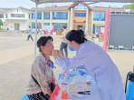 【门诊部动态】昆明医科大学附属口腔医院呈贡七彩云南口腔门诊部义诊活动在洛龙第十届火把节中获好评
